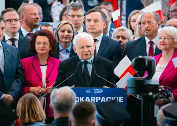 J. Kaczyński: Trzydziestu kilku posłów zrezygnowało z&nbsp;członkostwa w&nbsp;PiS