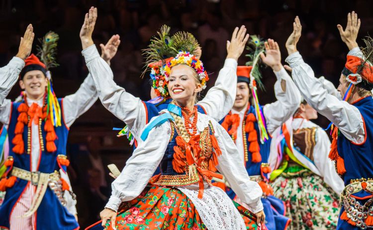 Koncert galowy zakończył XX Światowy Festiwal Polonijnych Zespołów Folklorystycznych 1 - Polskie Radio Rzeszów Koncert galowy zakończył XX Światowy Festiwal Polonijnych Zespołów Folklorystycznych