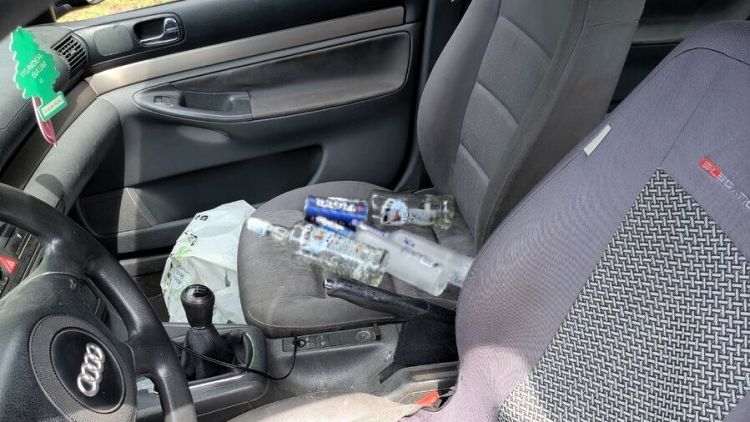 Miał ponad 3 promile alkoholu we krwi. Pijanego kierowcę zatrzymali świadkowie 1 - Polskie Radio Rzeszów Miał ponad 3 promile alkoholu we krwi. Pijanego kierowcę zatrzymali świadkowie