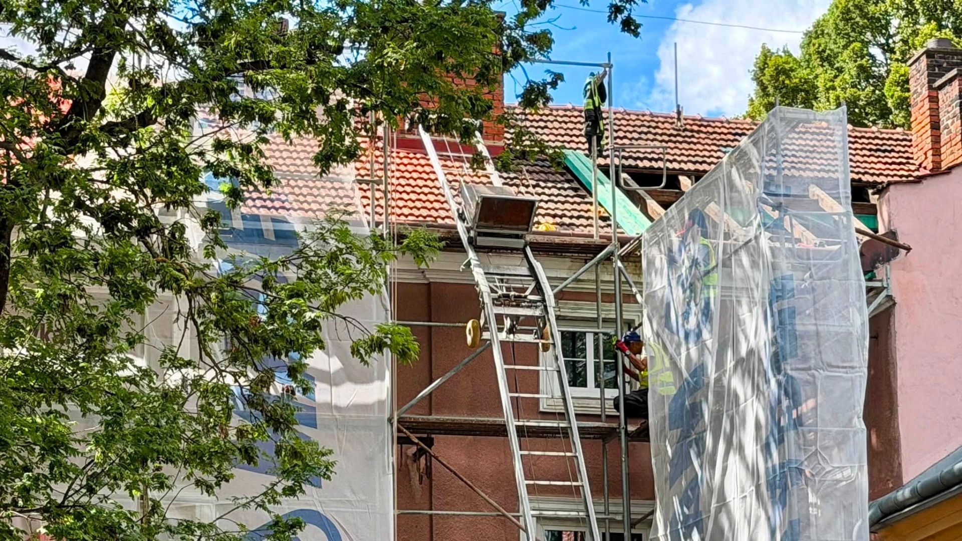 Modernizacja zabytkowego budynku MOPS w Przeworsku. Powstanie Klub Seniora - Polskie Radio Rzeszów