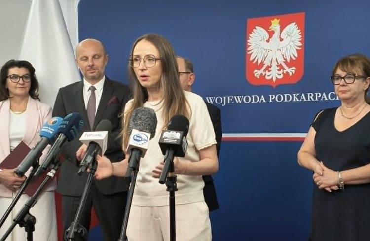 Nowe przepisy dla pracowników. Minister przedstawiła założenia reformy PIP 1 - Polskie Radio Rzeszów Nowe przepisy dla pracowników. Minister przedstawiła założenia reformy PIP