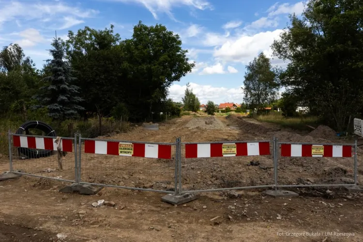 Nowy łącznik w Rzeszowie coraz bliżej. Połączy ulice Ropczycką i Tarnowską 1 - Polskie Radio Rzeszów Nowy łącznik w Rzeszowie coraz bliżej. Połączy ulice Ropczycką i Tarnowską