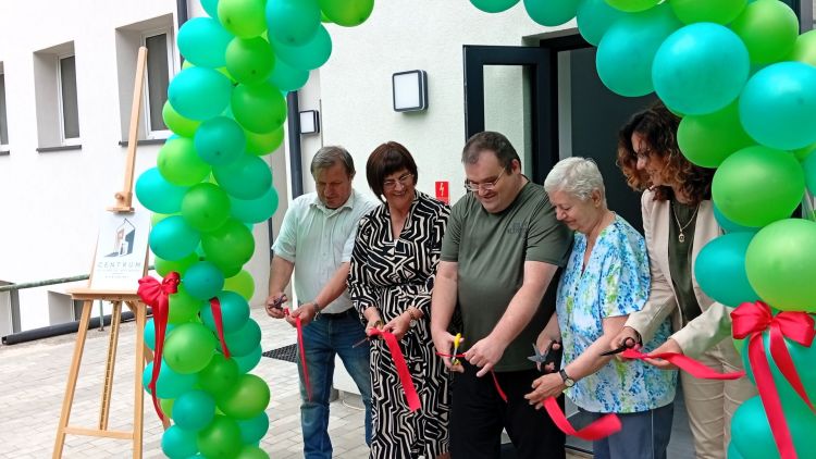 Otwarto Centrum Opiekuńczo-Mieszkalne w Stalowej Woli 1 - Polskie Radio Rzeszów Otwarto Centrum Opiekuńczo-Mieszkalne w Stalowej Woli