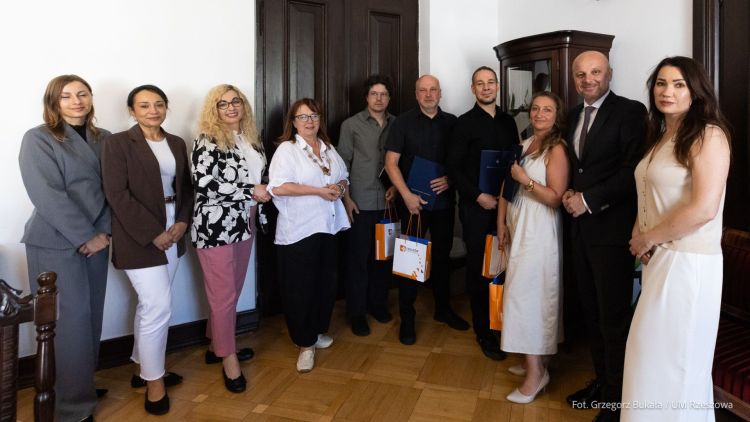 Pięcioro artystów ze Stypendiami Twórczymi Miasta Rzeszowa 1 - Polskie Radio Rzeszów Pięcioro artystów ze Stypendiami Twórczymi Miasta Rzeszowa
