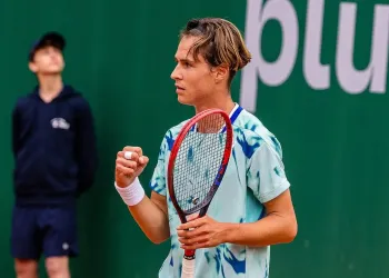 Pierwsza wygrana Alana Ważnego w turnieju ATP 2 - Polskie Radio Rzeszów Pierwsza wygrana Alana Ważnego w turnieju ATP
