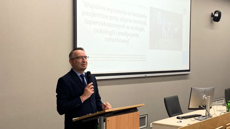 Polsko-ukraiński projekt medyczny zakończony. Powstał podręcznik i nowoczesne zaplecze 1 - Polskie Radio Rzeszów Polsko-ukraiński projekt medyczny zakończony. Powstał podręcznik i nowoczesne zaplecze