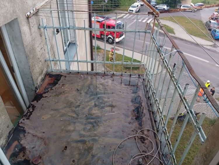 Nawałnica nad Stalową Wolą. Zerwane dachy, podtopienia i powalone drzewa 2 - Polskie Radio Rzeszów Nawałnica nad Stalową Wolą. Zerwane dachy, podtopienia i powalone drzewa - Polskie Radio Rzeszów