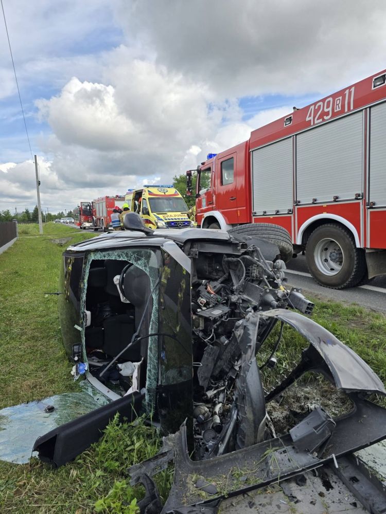 Poważny wypadek w&nbsp;Pustkowie. Kierowca trafił do&nbsp;szpitala