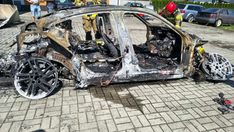 Pożar w&nbsp;zakładzie motoryzacyjnym w&nbsp;Sędziszowie Małopolskim [AKTUALIZACJA]