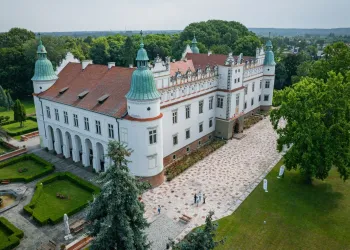 Radio Biwak zaprasza do&nbsp;Centrum Nauki „Łukasiewicz”. Weź udział w&nbsp;Fotozagadce