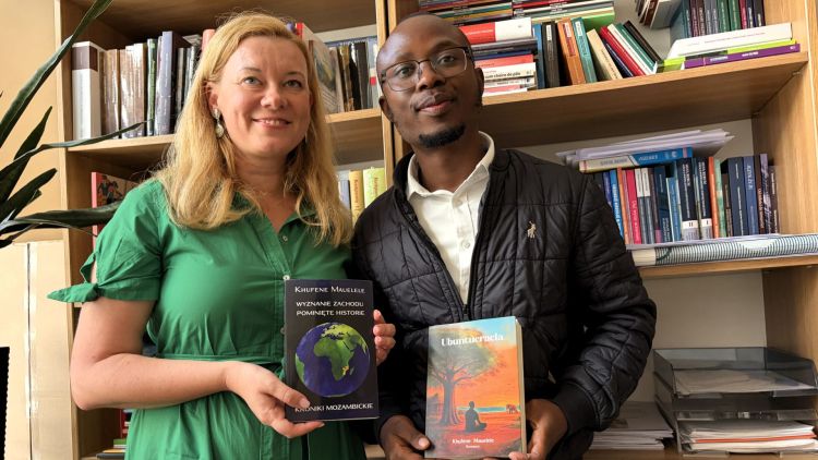 Spotkania Luzofońskie na Uniwersytecie Rzeszowskim. Dyskusje o literaturze Mozambiku 1 - Polskie Radio Rzeszów Spotkania Luzofońskie na Uniwersytecie Rzeszowskim. Dyskusje o literaturze Mozambiku