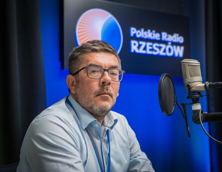 Susza hydrologiczna na Podkarpaciu – sytuacja w rzekach pozostaje trudna 1 - Polskie Radio Rzeszów Susza hydrologiczna na Podkarpaciu – sytuacja w rzekach pozostaje trudna