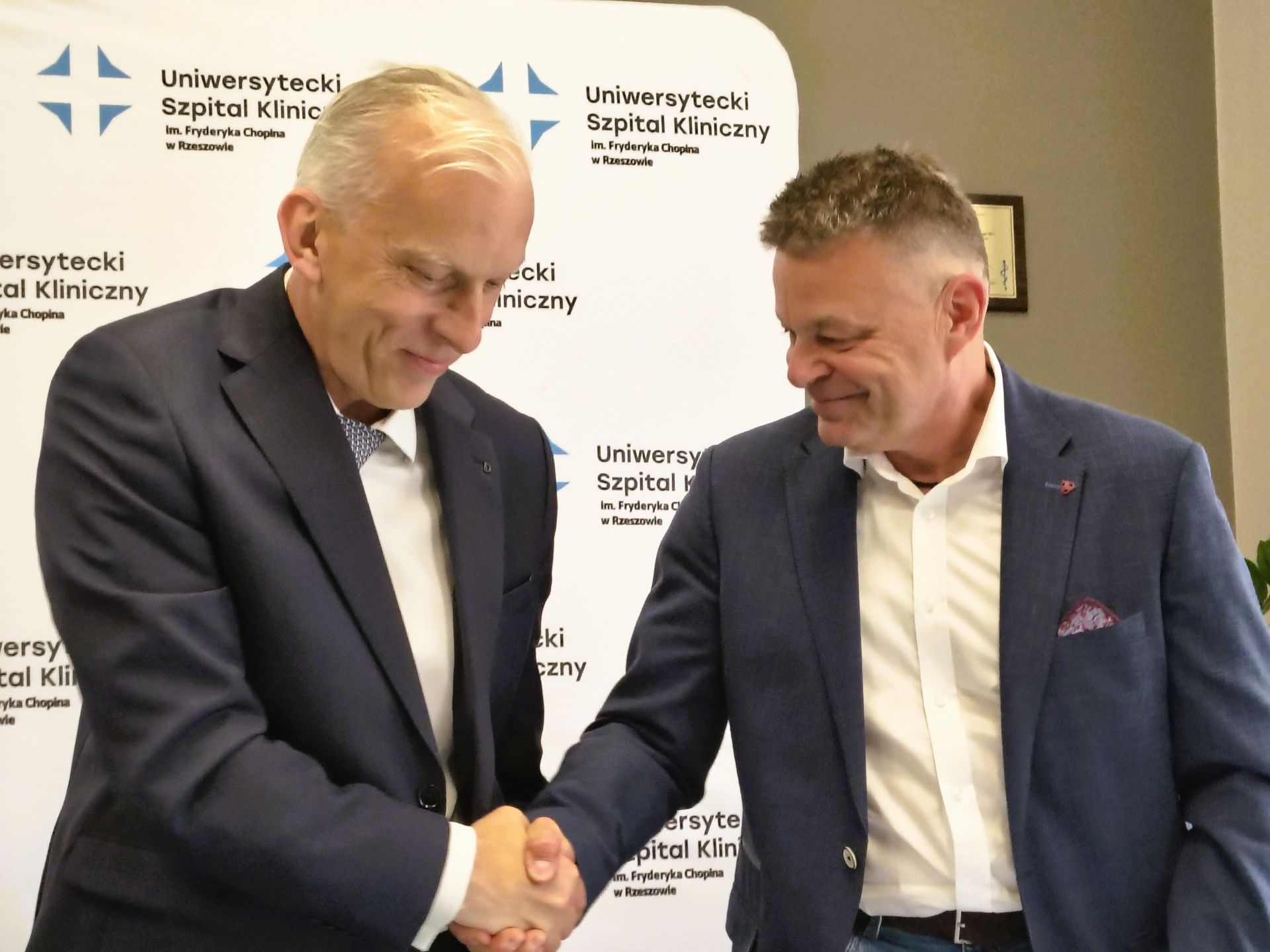 Szpital Uniwersytecki w Świlczy coraz bliżej. Podpisano umowę na dokumentację 2 - Polskie Radio Rzeszów Szpital Uniwersytecki w Świlczy coraz bliżej. Podpisano umowę na dokumentację - Polskie Radio Rzeszów