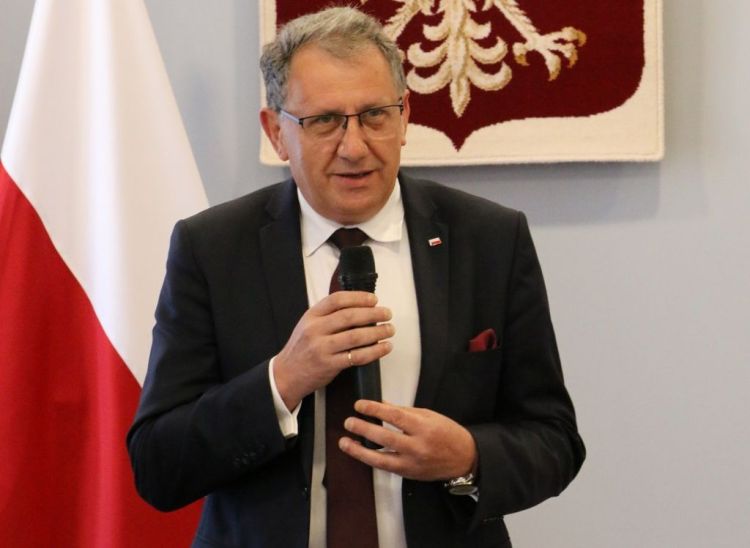 Wniosek o uchylenie immunitetu posła Tadeusza Chrzana. Sprawa dotyczy budowy strzelnicy 1 - Polskie Radio Rzeszów Wniosek o uchylenie immunitetu posła Tadeusza Chrzana. Sprawa dotyczy budowy strzelnicy