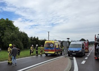 Wypadek na DK19 w Jabłonicy Polskiej. Jedna osoba trafiła do szpitala 2 - Polskie Radio Rzeszów Wypadek na DK19 w Jabłonicy Polskiej. Jedna osoba trafiła do szpitala
