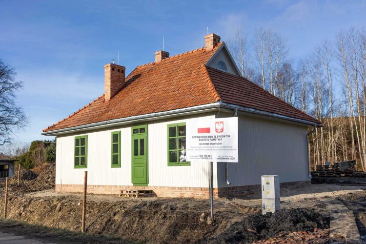 Zabytkowa stacja kolejki w Hadlach Szklarskich przejdzie kolejny etap prac 1 - Polskie Radio Rzeszów Zabytkowa stacja kolejki w Hadlach Szklarskich przejdzie kolejny etap prac