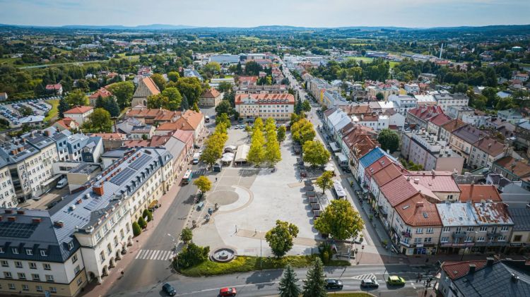 Fotozagadka, Pałacyk Oborskich, tajemnice parku i&nbsp;historie zapisane w&nbsp;dźwięku