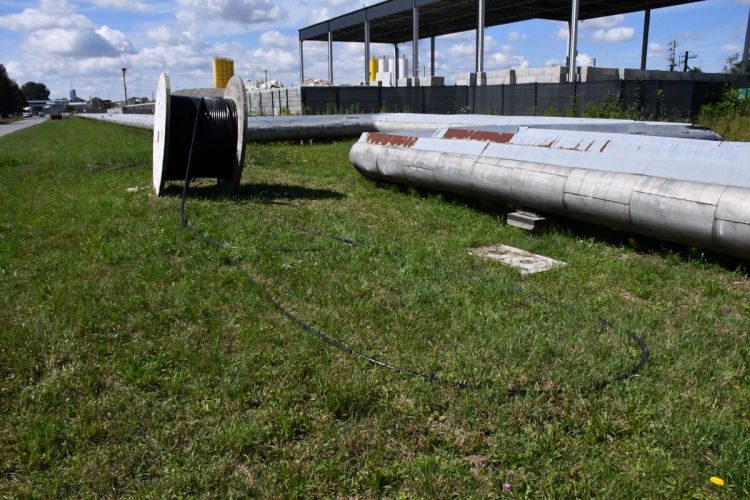 Ukradli 60 metrów kabla. Cztery osoby zatrzymane 1 - Polskie Radio Rzeszów Ukradli 60 metrów kabla. Cztery osoby zatrzymane