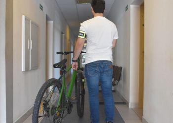 Złodziej roweru tłumaczył kradzież bólem nóg