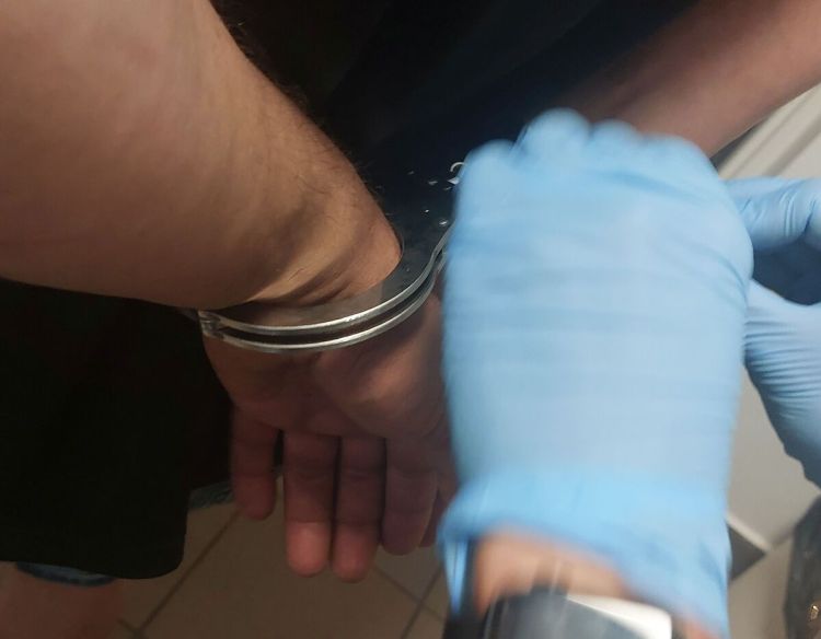 35-latek aresztowany po&nbsp;zranieniu 23-latka ostrym narzędziem