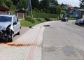 Wypadek we wsi Lecka. 57-letnia kierująca trafiła do szpitala 5 - Polskie Radio Rzeszów Wypadek we wsi Lecka. 57-letnia kierująca trafiła do szpitala
