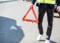 Dostawczy Volkswagen przewrócił się na&nbsp;bok na&nbsp;A4
