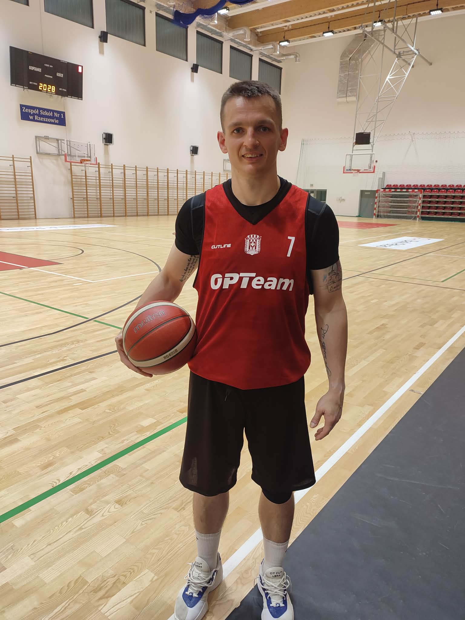 Intensywne przygotowania do sezonu koszykarzy Opteam Hoog Resovii - Polskie Radio Rzeszów