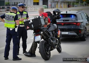 Akcja „Motocykl” na Podkarpaciu. Policjanci skontrolowali 940 kierujących 2 - Polskie Radio Rzeszów Akcja „Motocykl” na Podkarpaciu. Policjanci skontrolowali 940 kierujących