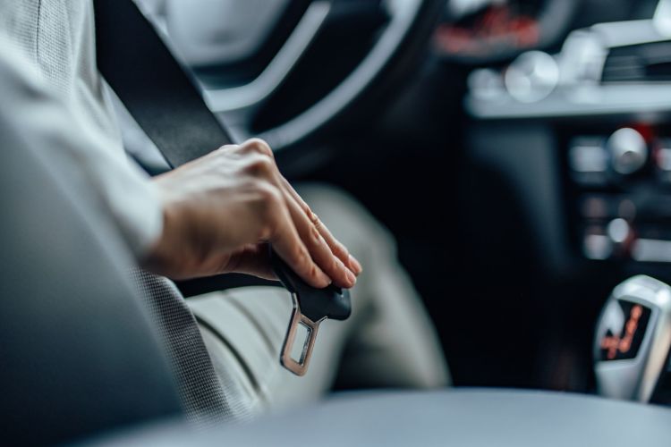 Akcja „Pasy” na Podkarpaciu. Co czwarty kierowca jechał bez zapiętych pasów 1 - Polskie Radio Rzeszów Akcja „Pasy” na Podkarpaciu. Co czwarty kierowca jechał bez zapiętych pasów