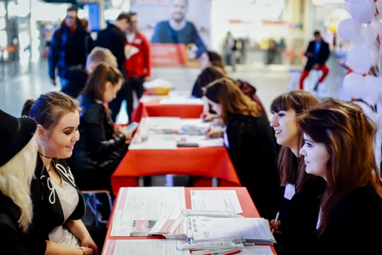 Bezpłatne badanie znamion w Błażowej. Przyjedzie mobilna „Fura Zdrowia” 1 - Polskie Radio Rzeszów Bezpłatne badanie znamion w Błażowej. Przyjedzie mobilna „Fura Zdrowia”