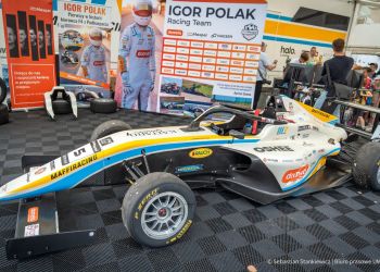 Bolid Formuły 4 na&nbsp;ulicach Rzeszowa. Igor Polak spróbuje rozpędzić go&nbsp;do&nbsp;ponad 200 km/h