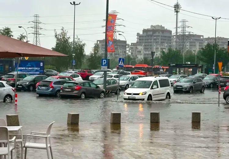 Burze i ulewy na Podkarpaciu. 244 interwencje strażaków 1 - Polskie Radio Rzeszów Burze i ulewy na Podkarpaciu. 244 interwencje strażaków
