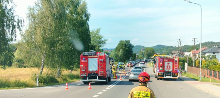Seria zdarzeń na drogach Podkarpacia. Utrudnienia w kilku miejscach 1 - Polskie Radio Rzeszów Seria zdarzeń na drogach Podkarpacia. Utrudnienia w kilku miejscach