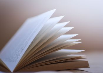Jedna z najpopularniejszych polskich pisarek przyjedzie do Rzeszowa 2 - Polskie Radio Rzeszów Jedna z najpopularniejszych polskich pisarek przyjedzie do Rzeszowa