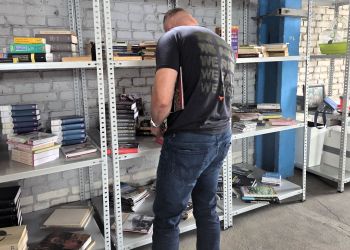 Kącik rzeczy używanych w PSZOK-u w Rzeszowie. Sprawne przedmioty można oddać lub zabrać za darmo 3 - Polskie Radio Rzeszów Kącik rzeczy używanych w PSZOK-u w Rzeszowie. Sprawne przedmioty można oddać lub zabrać za darmo