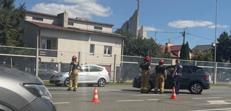 Kolizje i wypadki na podkarpackich drogach. Policja apeluje o ostrożność 1 - Polskie Radio Rzeszów Kolizje i wypadki na podkarpackich drogach. Policja apeluje o ostrożność