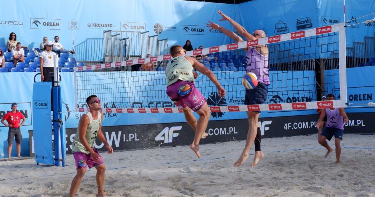 Mistrzostwa Polski w siatkówce plażowej rozpoczęły się w Rzeszowie 1 - Polskie Radio Rzeszów Mistrzostwa Polski w siatkówce plażowej rozpoczęły się w Rzeszowie