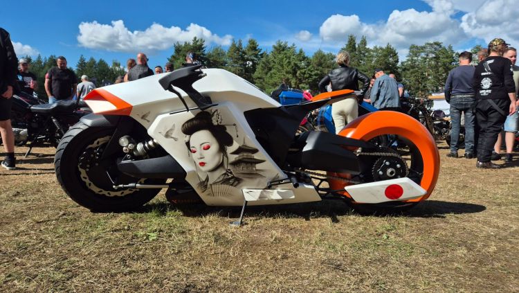 "Ki" z Mielca powalczy w konkursie na najciekawszy motocykl w Europie 1 - Polskie Radio Rzeszów „Ki” z Mielca powalczy w konkursie na najciekawszy motocykl w Europie