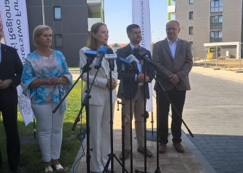 Nowe inwestycje w Stalowej Woli. Minister Funduszy i Polityki Regionalnej odwiedziła miasto 29 - Polskie Radio Rzeszów Nowe inwestycje w Stalowej Woli. Minister Funduszy i Polityki Regionalnej odwiedziła miasto