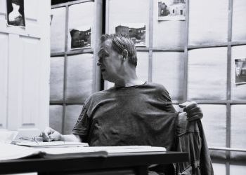 Odszedł Jan Frycz. Wspomnienie nagrań słuchowiska „Zemsta – powrót na&nbsp;zamek”