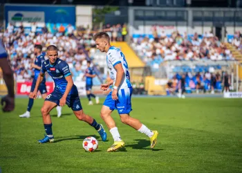 Podkarpackie derby bez&nbsp;zwycięzcy. Stal Mielec zremisowała ze&nbsp;Stalą Rzeszów