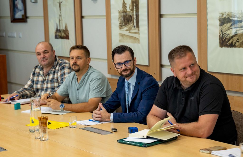 Ponad 303 tys. zł na bezpłatne usługi społeczne dla dzieci i młodzieży w Ropczycach 7 - Polskie Radio Rzeszów Ponad 303 tys. zł na bezpłatne usługi społeczne dla dzieci i młodzieży w Ropczycach - Polskie Radio Rzeszów