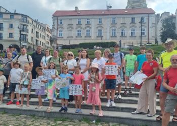 Przemyskie Niedźwiadki zachęcają do odkrywania miasta. To atrakcja dla całych rodzin 2 - Polskie Radio Rzeszów Przemyskie Niedźwiadki zachęcają do odkrywania miasta. To atrakcja dla całych rodzin