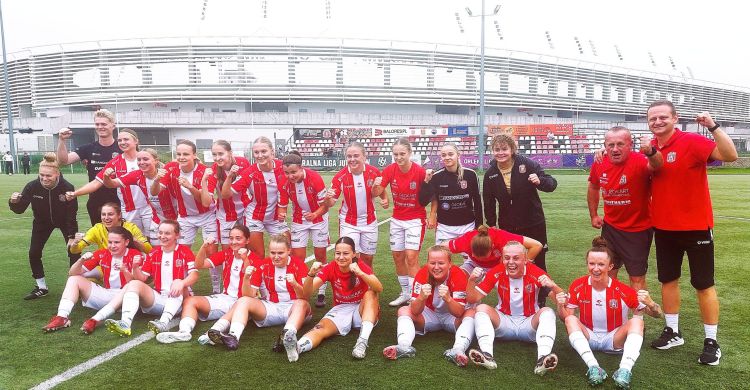 Resovia Rzeszów pokonała KPP Bydgoszcz. Dwa gole Wiktorii Frydrych 1 - Polskie Radio Rzeszów Resovia Rzeszów pokonała KPP Bydgoszcz. Dwa gole Wiktorii Frydrych