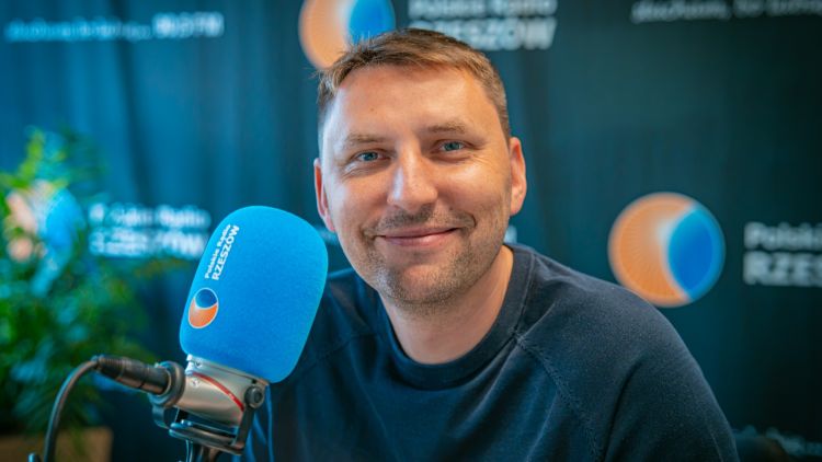 Radio Biwak coraz bliżej wielkiego finału. Muzycy TSA i RSC naszymi gośćmi 1 - Polskie Radio Rzeszów Radio Biwak coraz bliżej wielkiego finału. Muzycy TSA i RSC naszymi gośćmi