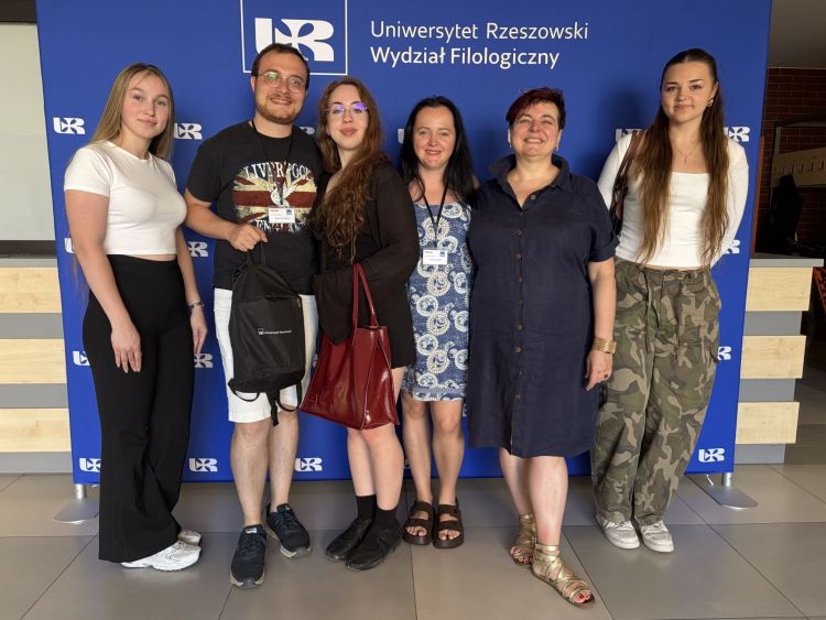 Studenci z całego świata poznawali język i kulturę polską na Uniwersytecie Rzeszowskim 1 - Polskie Radio Rzeszów Studenci z całego świata poznawali język i kulturę polską na Uniwersytecie Rzeszowskim