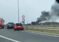 Utrudnienia na&nbsp;A4 w&nbsp;Rzeszowie. Pożar samochodu
