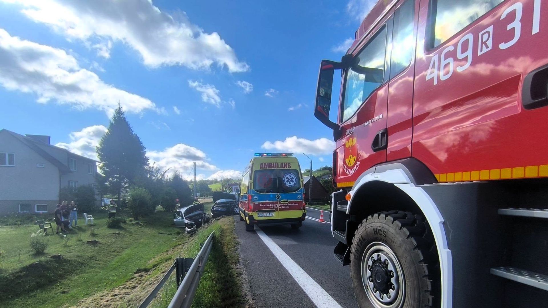 Wypadek na drodze krajowej nr 84 w Stefkowej. Dwie osoby ranne, ruch wahadłowy - Polskie Radio Rzeszów