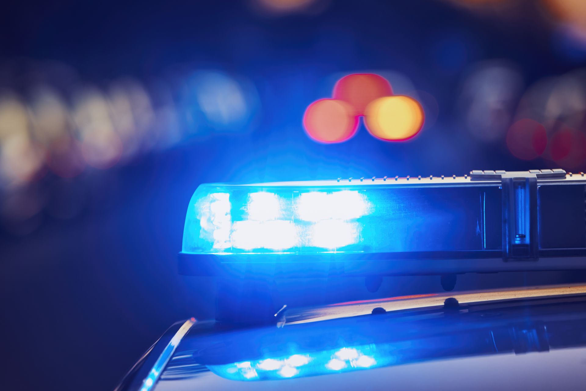 Zwłoki mężczyzny znalezione przy hotelu w Sanoku. Policja prowadzi śledztwo [AKTUALIZACJA] - Polskie Radio Rzeszów