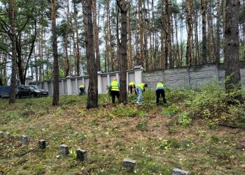 Żydowski cmentarz w Ulanowie uporządkowany w ramach programu „Pamięć Pogranicza” 2 - Polskie Radio Rzeszów Żydowski cmentarz w Ulanowie uporządkowany w ramach programu „Pamięć Pogranicza”